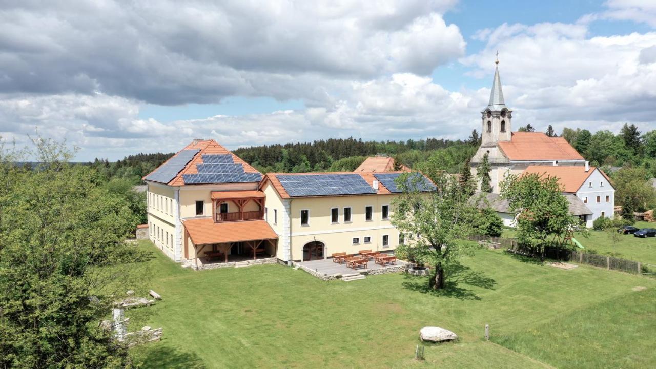 Penzion Hurky Нова-Быстршице Экстерьер фото